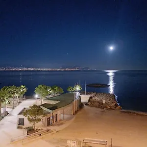 Antibes: A Nest Perched On The Sea! Antibes